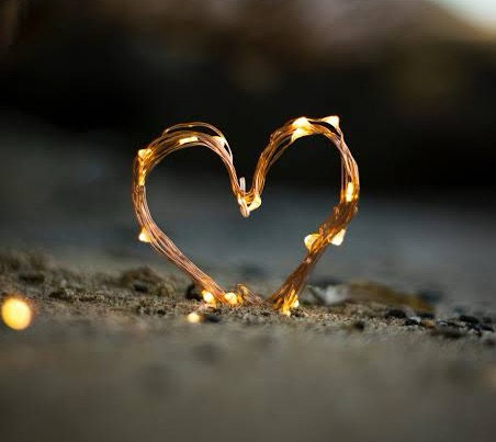A light image of love on a beachside 